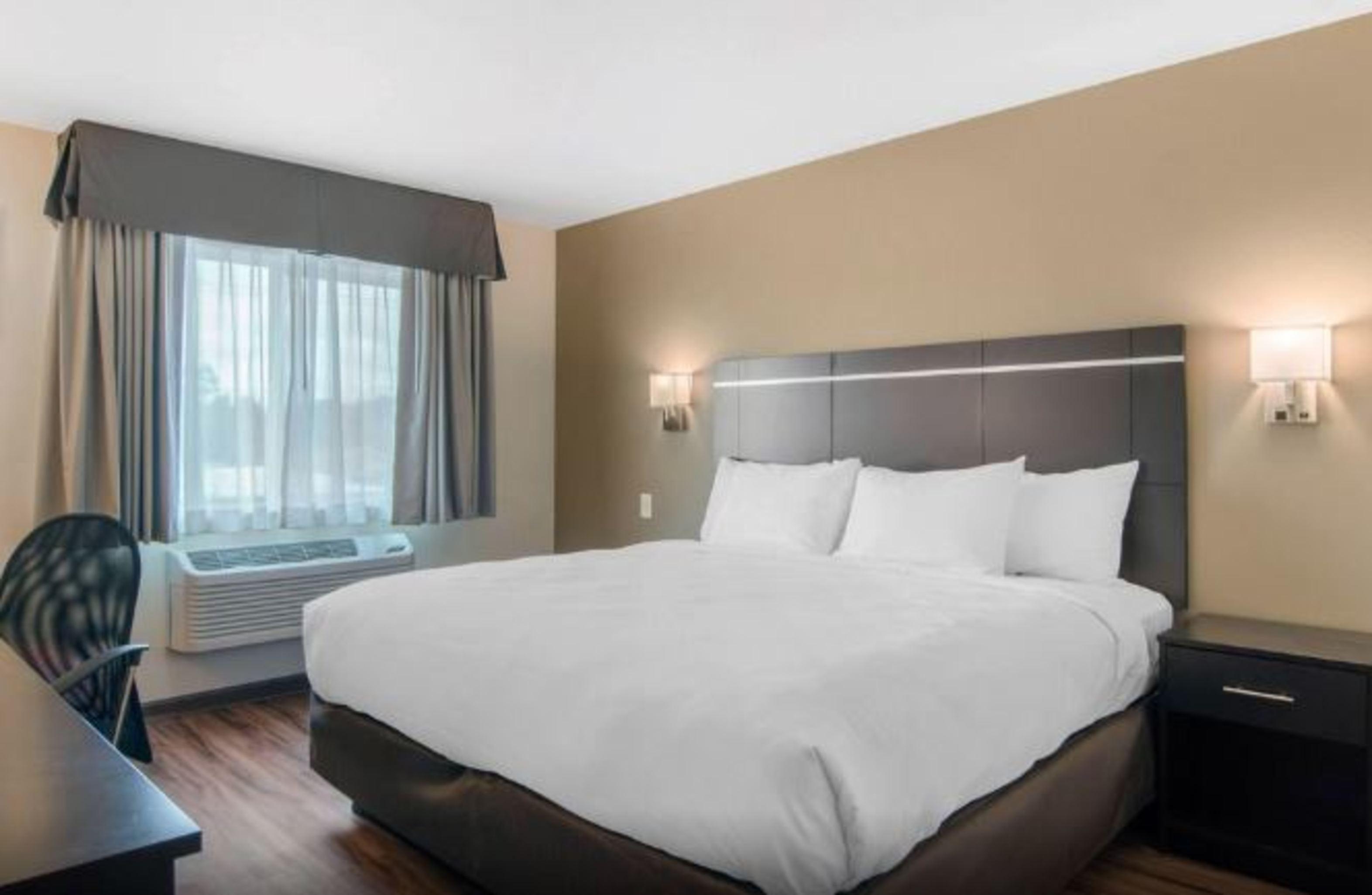 Econo Lodge Inn & Suites Спрингфилд Экстерьер фото