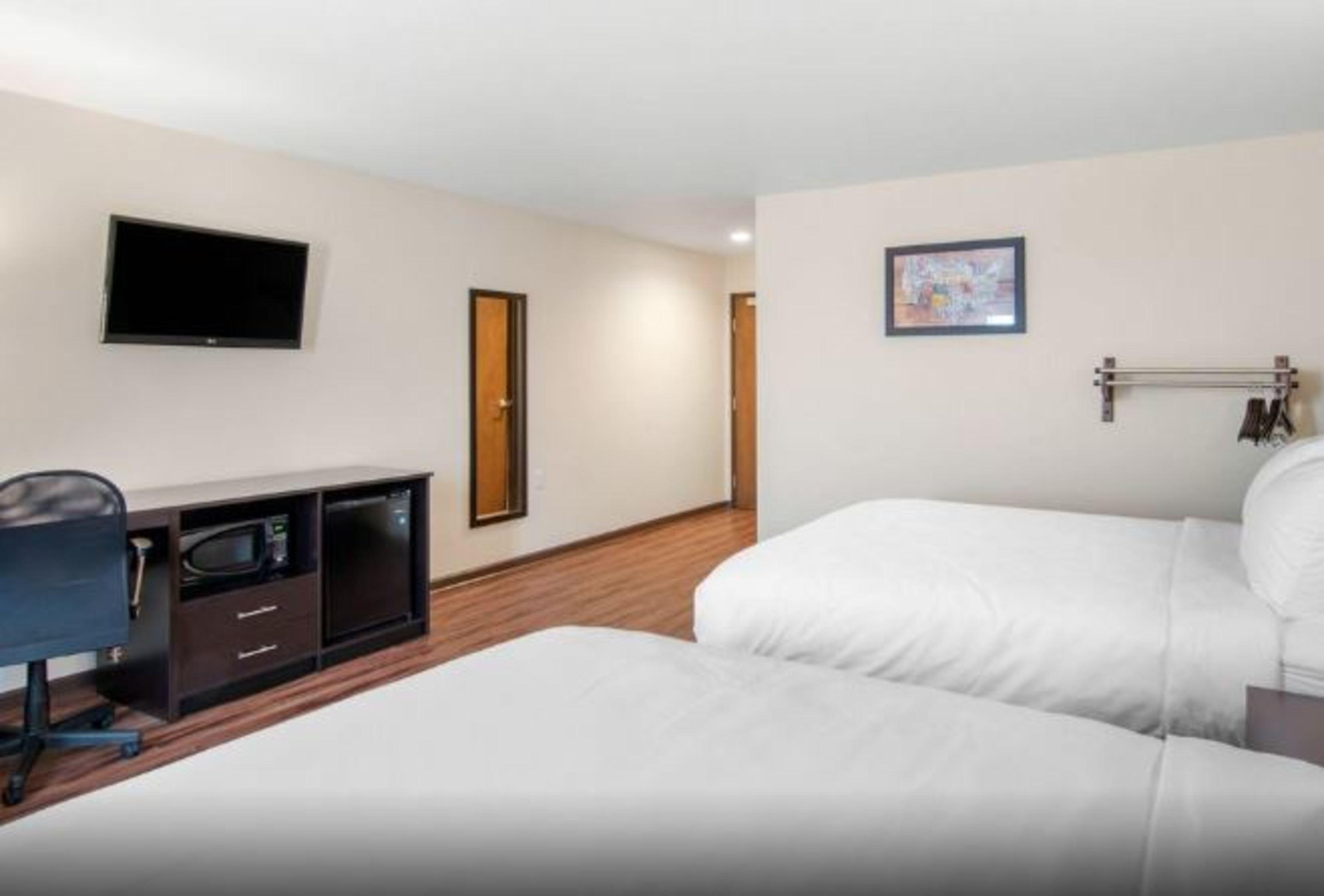 Econo Lodge Inn & Suites Спрингфилд Экстерьер фото